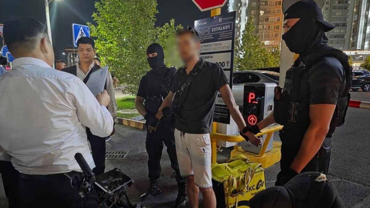 “Знакомился с детьми и просил интимные фото, видео”: мужчину задержали в Шымкенте