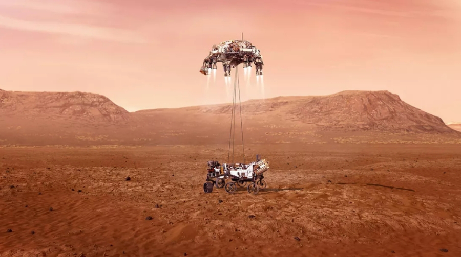 Марсоход NASA Curiosity сняли объект, похожий на ракету