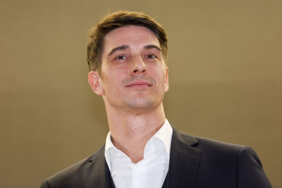 Третий ребенок, смерть отца, мнение об СВО: как живет Станислав Бондаренко