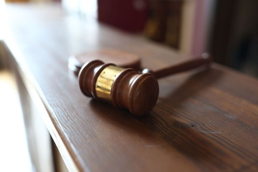 Две жительницы Кузбасса предстанут перед судом за нападение на полицейских